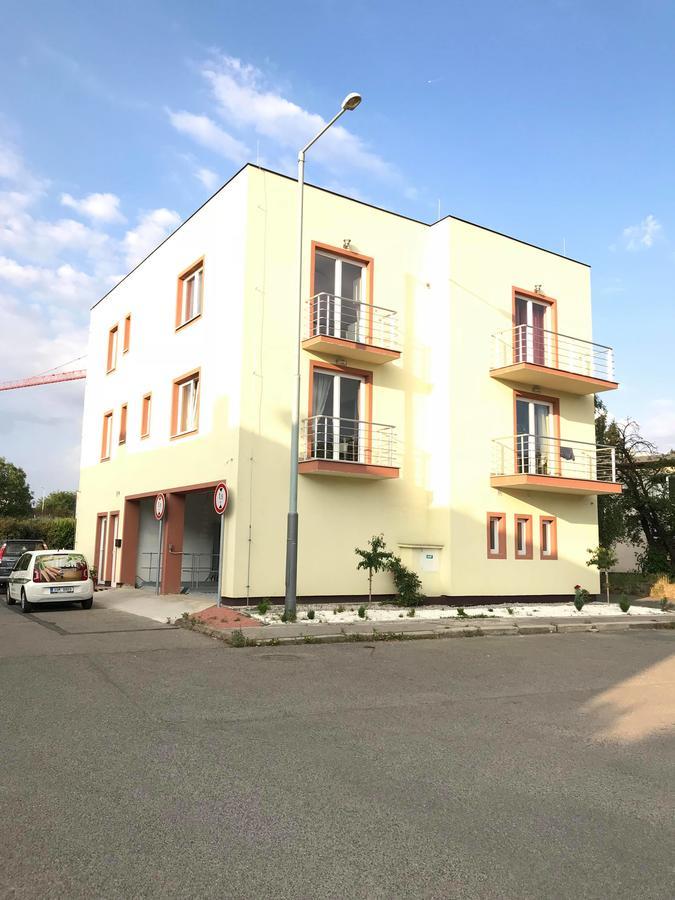 Fresh House Hotel Prague Exterior photo